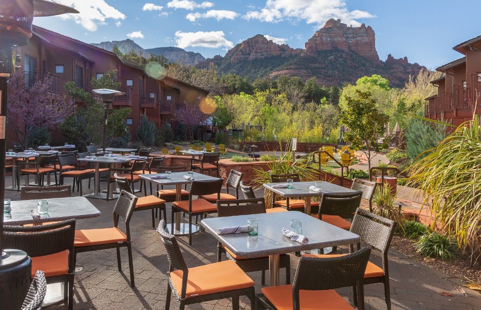Best Restaurants in Sedona AZ for Delicious Food and Scenery